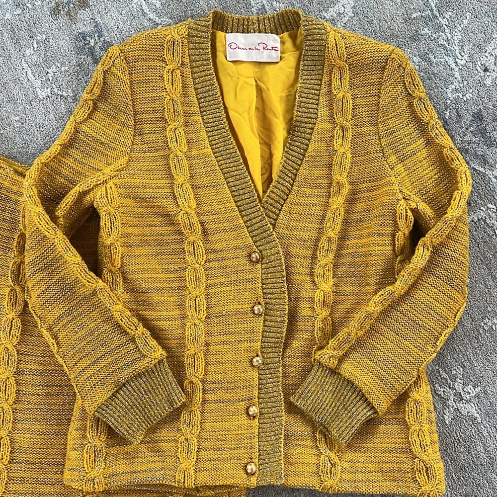 RARE Vintage Oscar de La Renta 1960’s knit cardigan skirt set - Picture 2 of 16